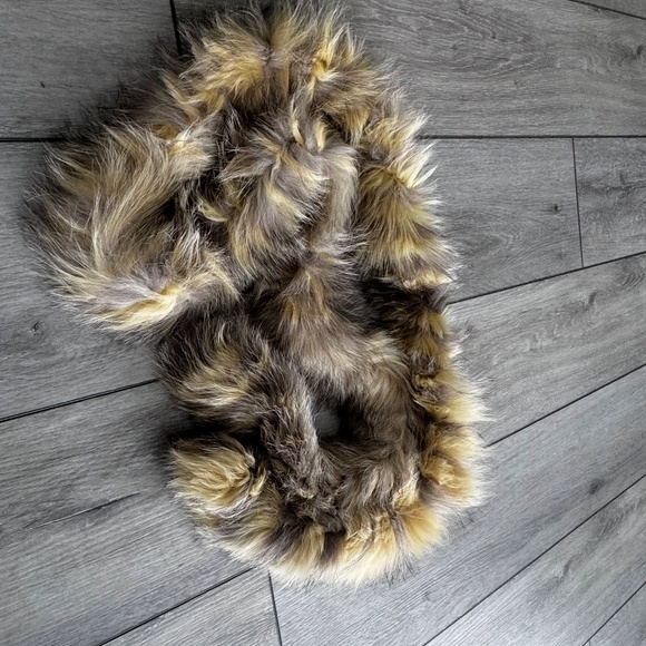 REAL FUR SCARF - Picture 5 of 5